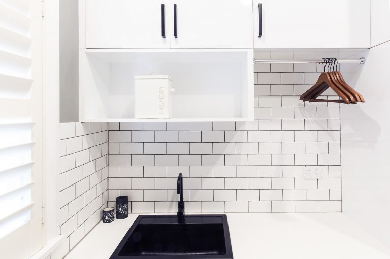 Vanessa Apartment Bathroom